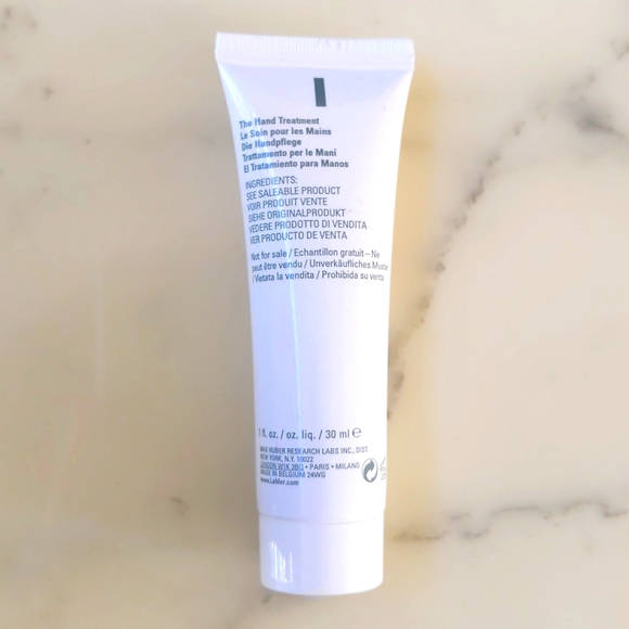 New La Mer The Hand Treatment 30ml. & The Cleansing Foam 30ml. w/Logo Paper Bag. - Picture 4 of 6